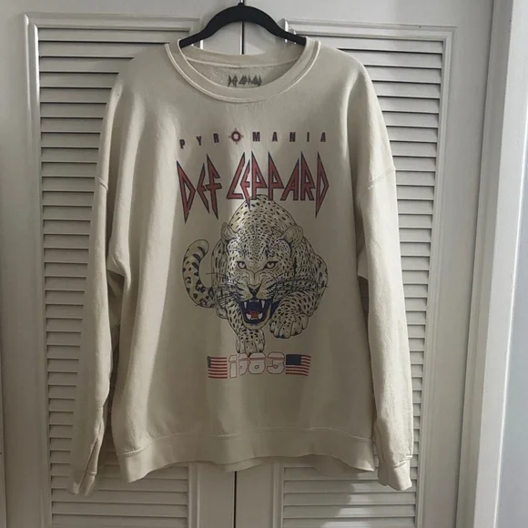 Altar'd State Cream Def Leppard Hoodie - Picture 1 of 3